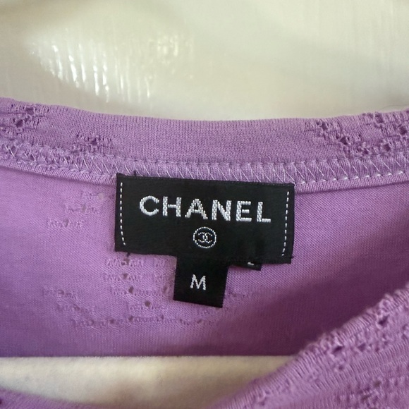 100% AUTHENTIC CHANEL CREW NECK T-SHIRT - Picture 2 of 12